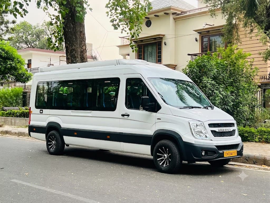 Force Urbania, 17-seater luxury minibus